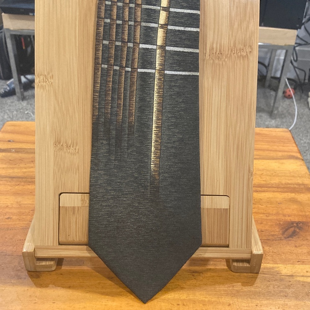 Bill Blass Black and Gold Striped Tie
